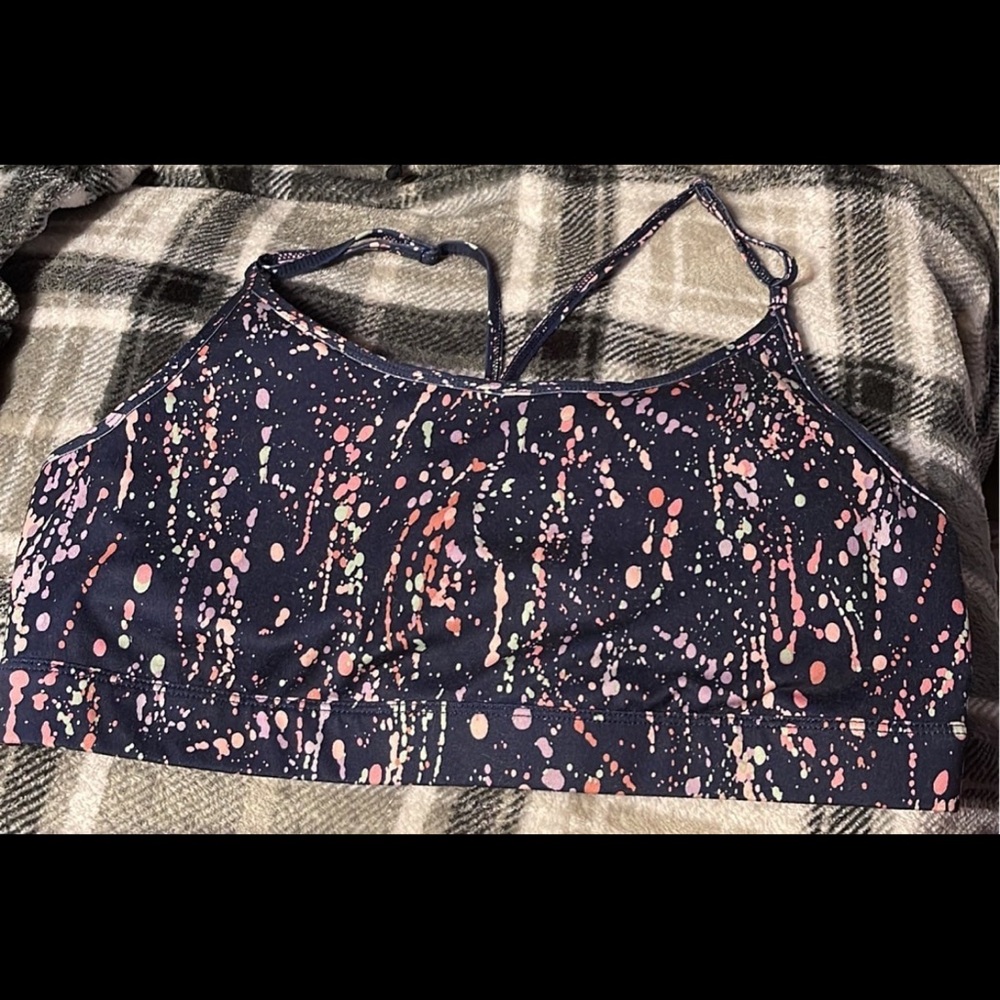 Women’s sports bra